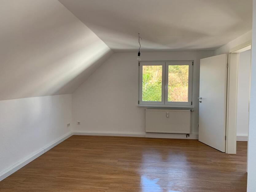 helle freundliche Wohnung in Gummersbach-Gummeroth ab sofort zimmer