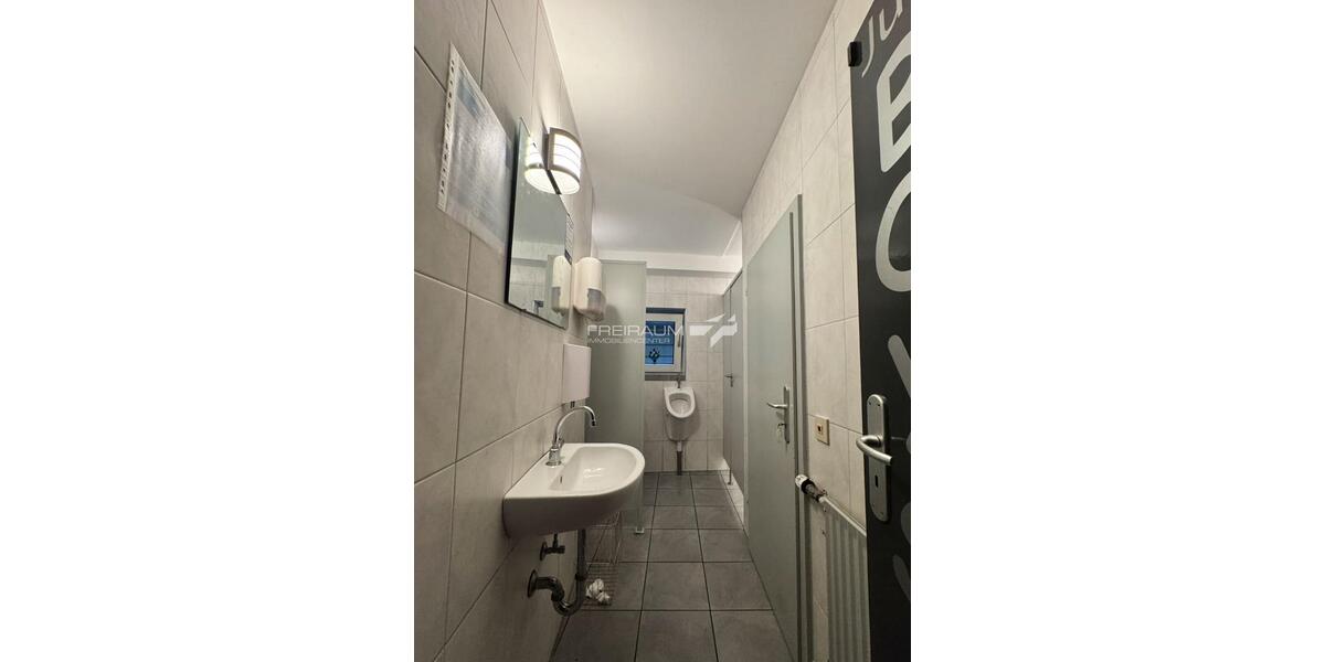 Gewerbeobjekt Siegen Eiserfeld - 1.500&euro; | Angebot:23250286