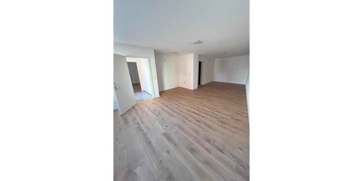 Erstbezug 1ZKB mit Wintergarten in Schiffweiler 1 zimmer