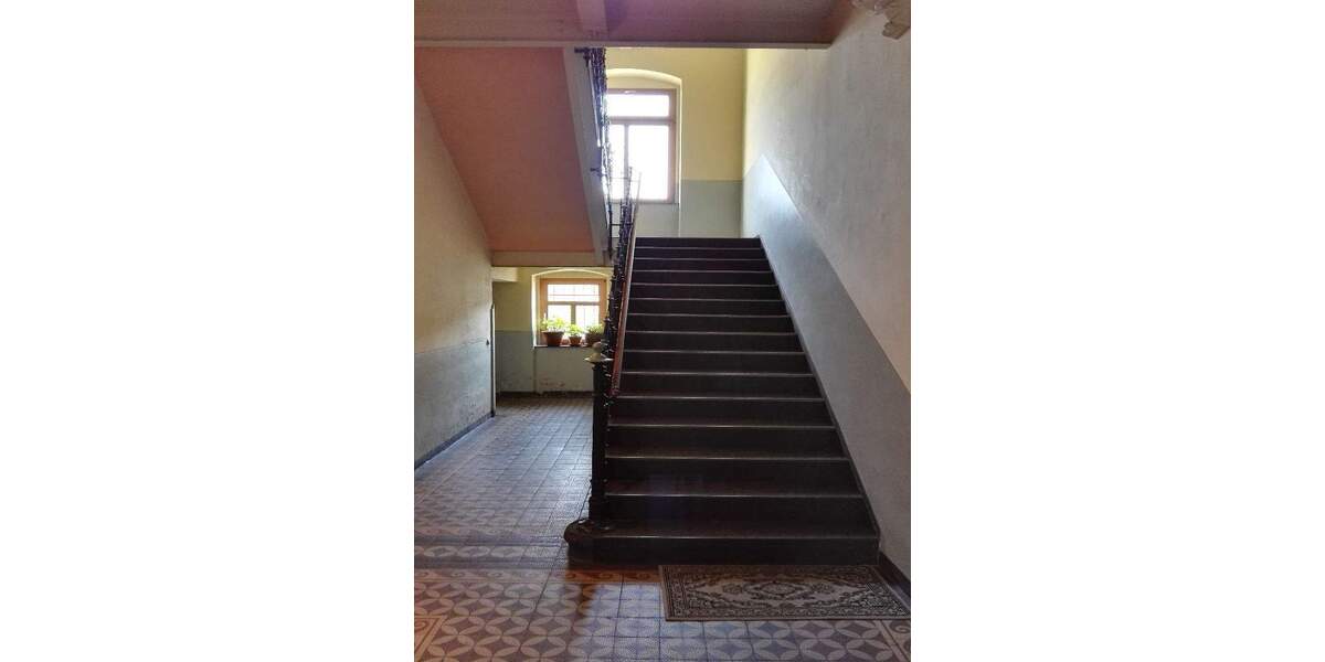 Etagenwohnung Riesa Innenstadt - 4 Zimmer, 150 m&sup2;, 700&euro; | Angebot:25688438