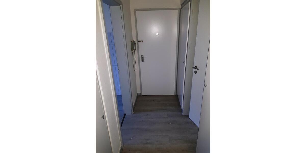 Etagenwohnung Duisburg Duisburg-Mitte - 2 Zimmer, 74 m&sup2;, 730&euro; | Angebot:24770734
