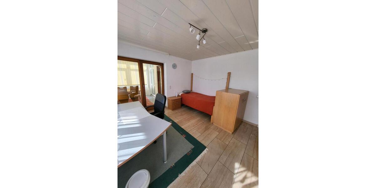 1 WG-Zimmer frei in 2er WG, Würzburg Stadtteil Dürrbachau 1 zimmer