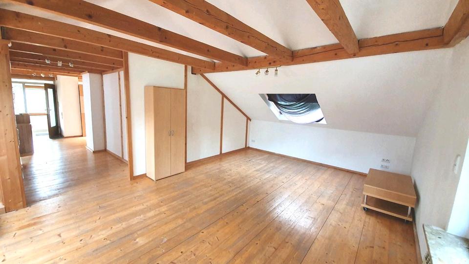 Dachgeschoßwohnung Haag in Oberbayern - 1 Zimmer, 50 m&sup2;, 670&euro; | Angebot:26365018
