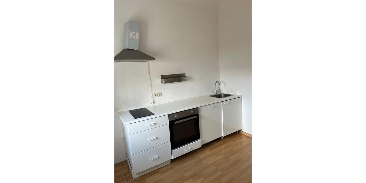 Erdgeschoßwohnung Sankt Ingbert - 3 Zimmer, 90 m&sup2;, 750&euro; | Angebot:26169568