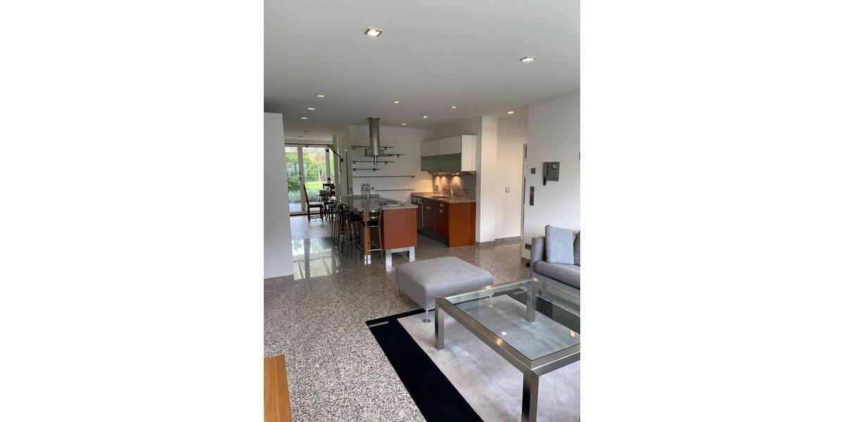 Erdgeschoßwohnung Berlin Neukölln - 5 Zimmer, 137 m&sup2;, 2.700&euro; | Angebot:24351703