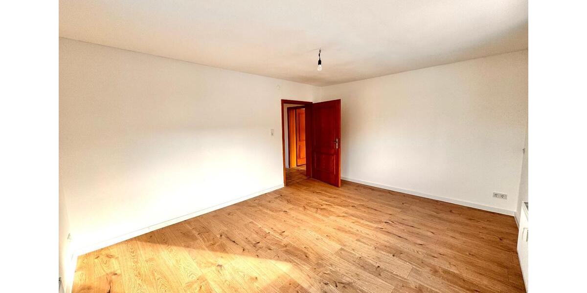 Hochparterre Teisnach - 3 Zimmer, 77 m&sup2;, 595&euro; | Angebot:24855594