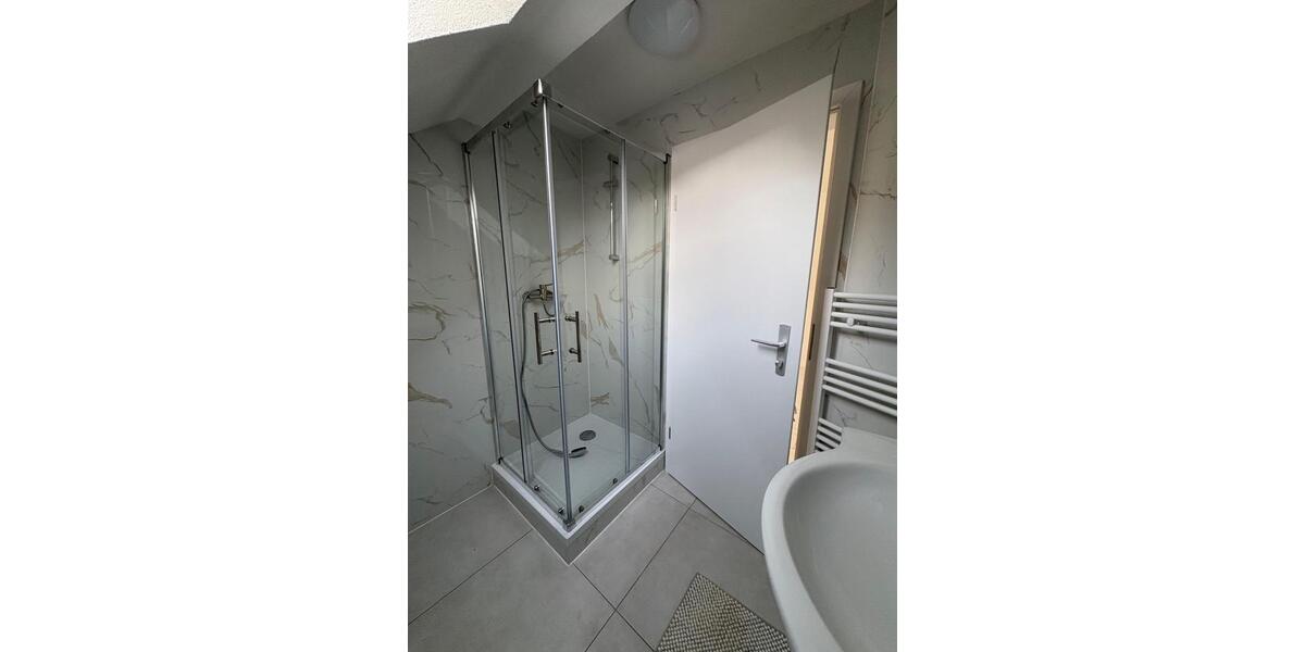 Dachgeschoßwohnung Villingen-Schwenningen Schwenningen - 2 Zimmer, 50 m&sup2;, 700&euro; | Angebot:25264209