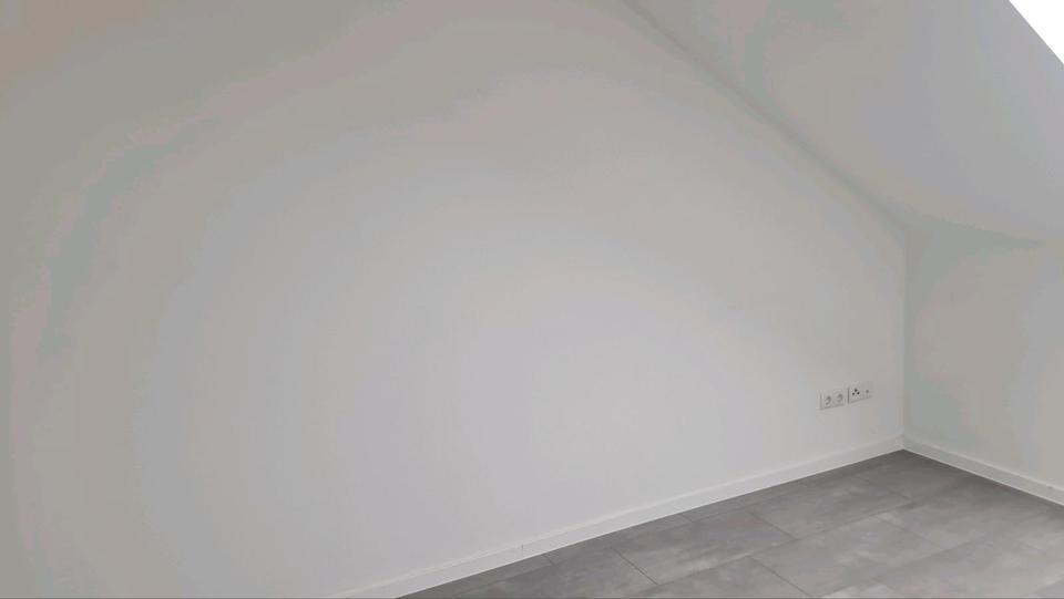 Traumhafte, kernsanierte 3-Zi Wohnung mit blick ins Grüne