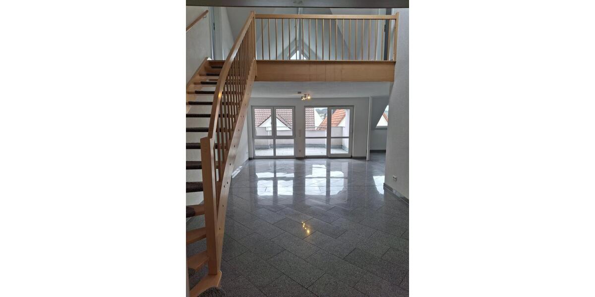 Maisonettenwohnung Pfullendorf - 5 Zimmer, 160 m&sup2;, 1.400&euro; | Angebot:26086894