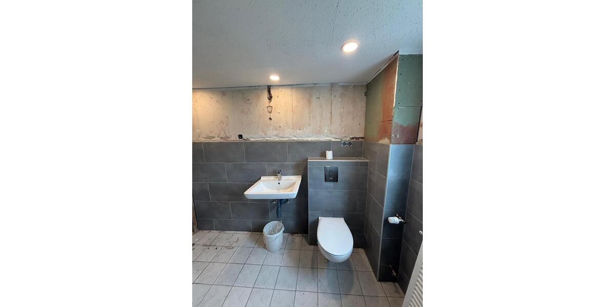 Reihenhaus Breitungen/Werra Werra - 5 Zimmer, 120 m&sup2;, 900&euro; | Angebot:26356502