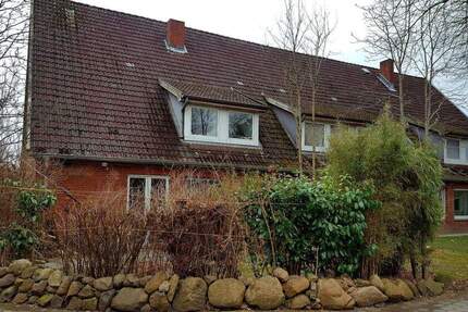 1 Zi-DG-Wohnung Dorfstraße 6 in 21521 Wohltorf - Ein Angebot von IVD-HAUSVERWALTUNG GERD VON DER HEIDE Immobilien GmbH 1 zimmer