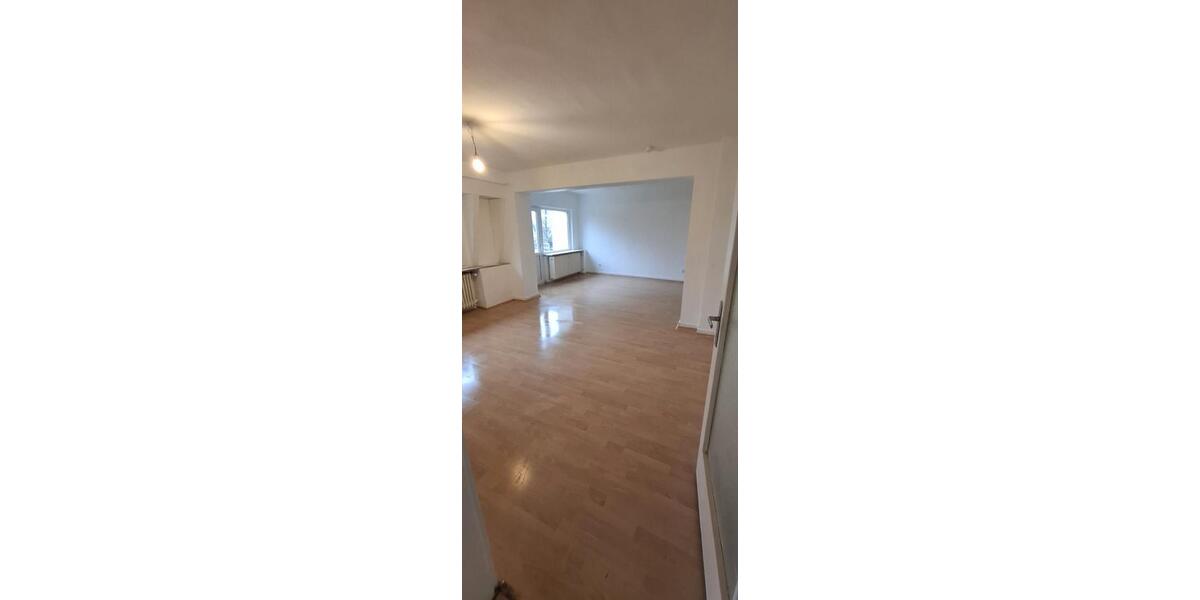 Etagenwohnung Köln Kalk - 3 Zimmer, 78 m&sup2;, 1.250&euro; | Angebot:26621365