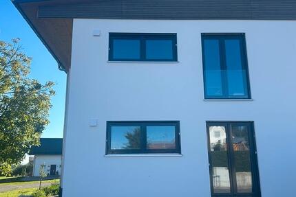 Neubau-Erstbezug: Exklusive 3-Zimmer-EG mit Terrasse in Aach-Linz zimmer