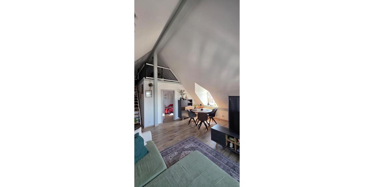 Dachgeschoßwohnung Geisenhausen - 2 Zimmer, 75 m&sup2;, 800&euro; | Angebot:25945300