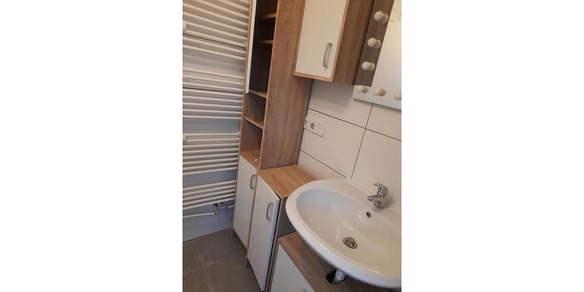 Dachgeschoßwohnung Ottensoos - 2 Zimmer, 50 m&sup2;, 800&euro; | Angebot:24783449