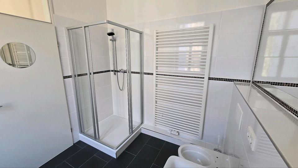 Etagenwohnung Bannewitz - 4 Zimmer, 112 m&sup2;, 1.450&euro; | Angebot:26030270