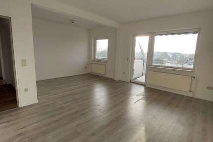 Wohnung Brake - 3 Zimmer, 68 m&sup2;, 490&euro; | Angebot:25448843