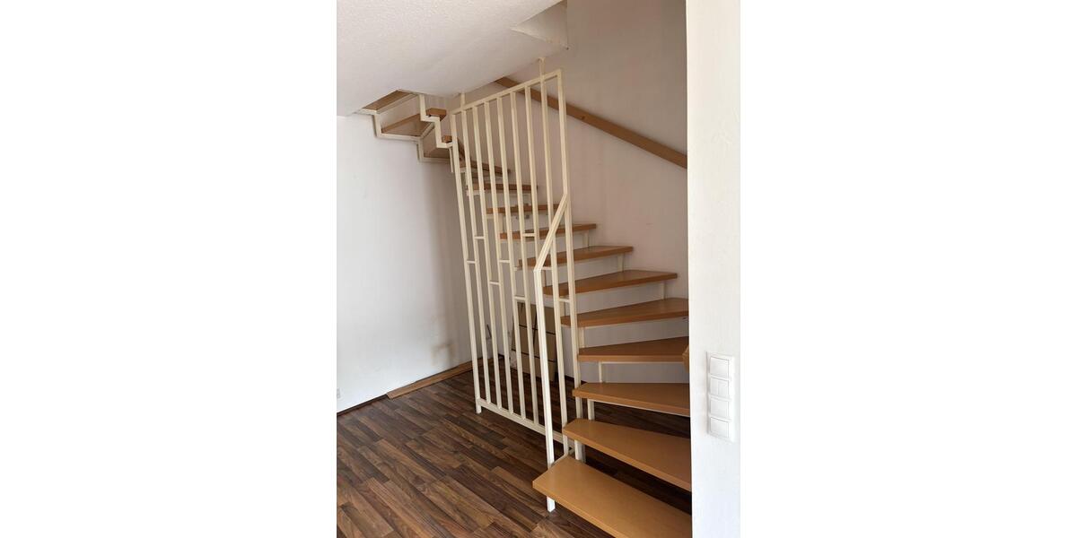 Erdgeschoßwohnung Hamburg Eimsbüttel - 3 Zimmer, 82 m&sup2;, 1.100&euro; | Angebot:26048671