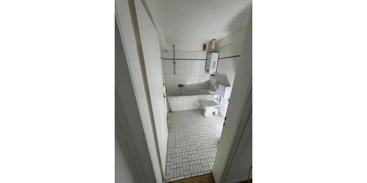 Etagenwohnung Remscheid - 3 Zimmer, 69 m&sup2;, 600&euro; | Angebot:26470930