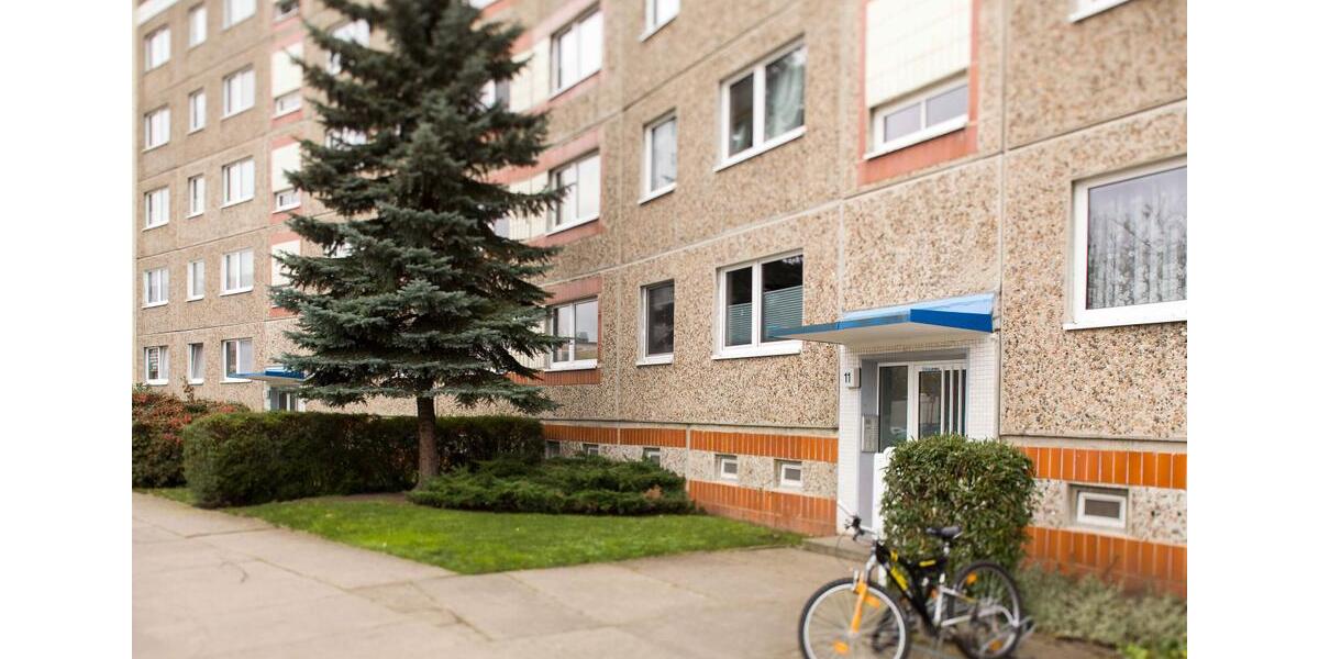 Etagenwohnung Neubrandenburg Datzeberg - 4 Zimmer, 87 m&sup2;, 440&euro; | Angebot:25899543