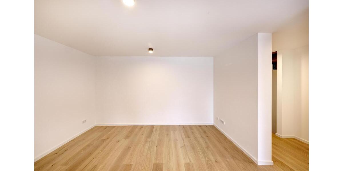 Reihenhaus München Sendling-Westpark - 4.5 Zimmer, 135 m&sup2;, 4.000&euro; | Angebot:25114277