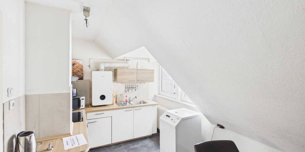 Mehrfamilienhaus, Wohnhaus Bremerhaven / Geestemünde Geestemünde - 6 Zimmer, 140 m&sup2;, 1.300&euro; | Angebot:26744295