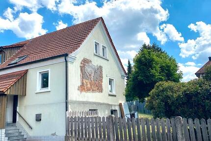 Schöne renovierte Wohnung separater Hausteil zu vermieten 6 zimmer