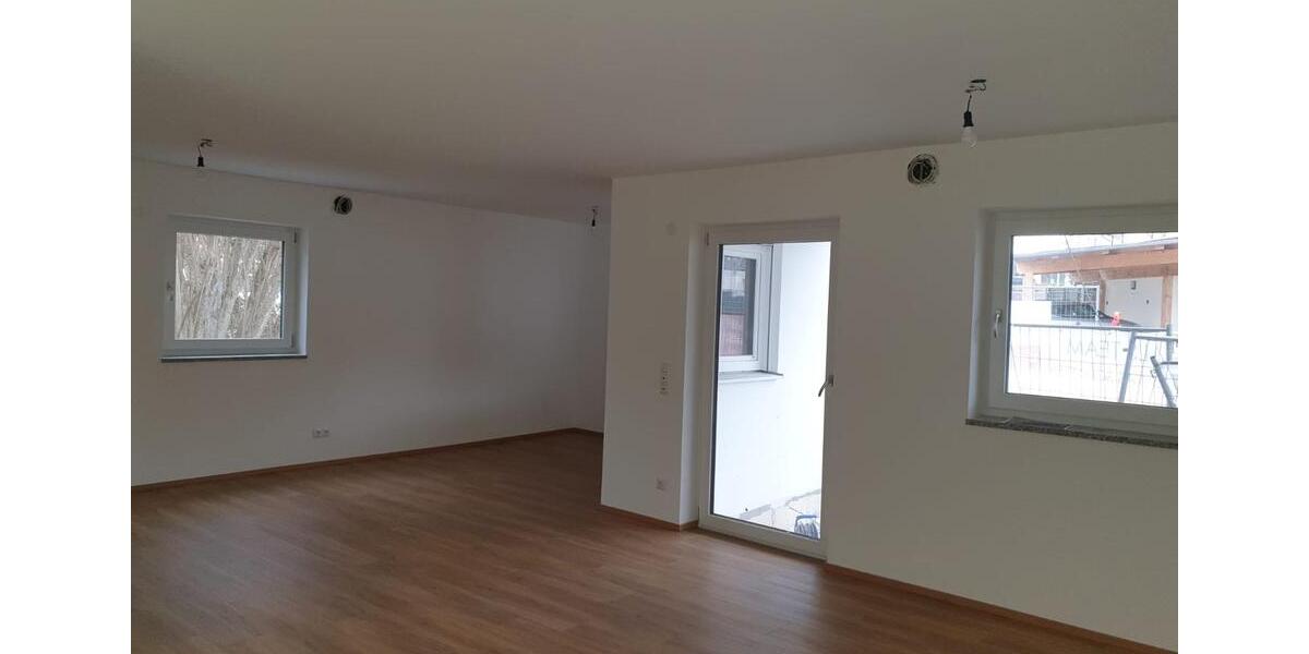 Erdgeschoßwohnung Neuötting - 2 Zimmer, 70 m&sup2;, 1.020&euro; | Angebot:24829080