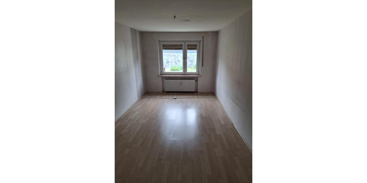 3 Zimmer Wohnung, Garage, Garten, Terasse, HR Holzhausen 3 zimmer