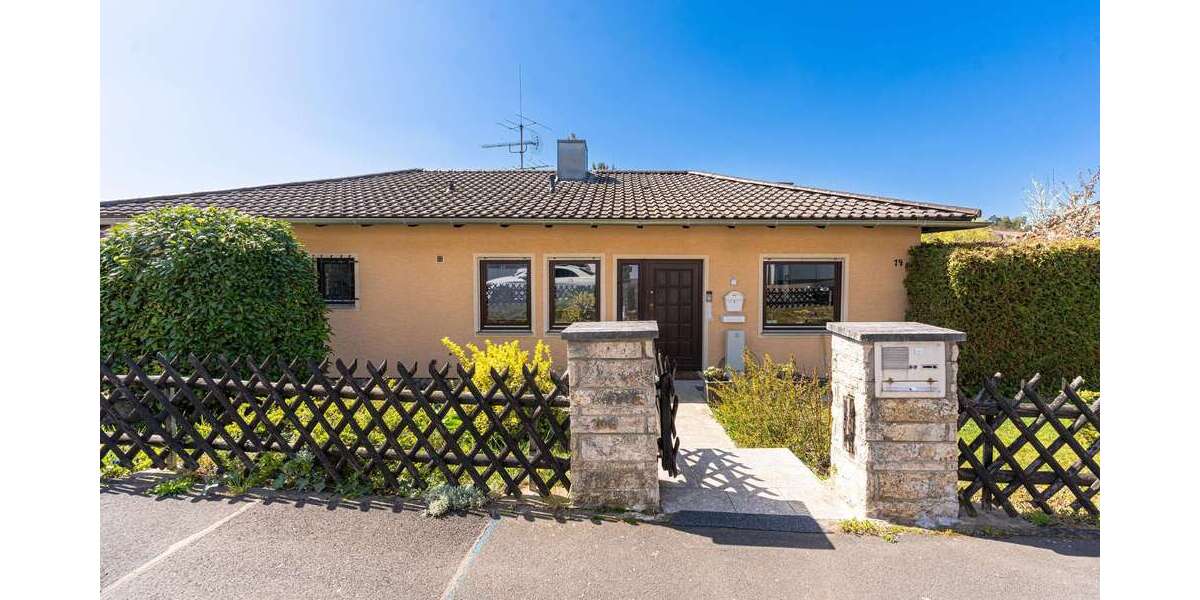 Einfamilienhaus Würzburg Dürrbachau - 8 Zimmer, 208 m&sup2;, 2.700&euro; | Angebot:26171105