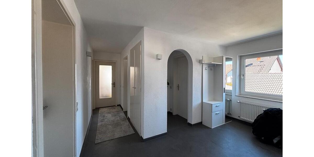 Etagenwohnung Illerkirchberg - 3.5 Zimmer, 85 m&sup2;, 1.100&euro; | Angebot:26396614