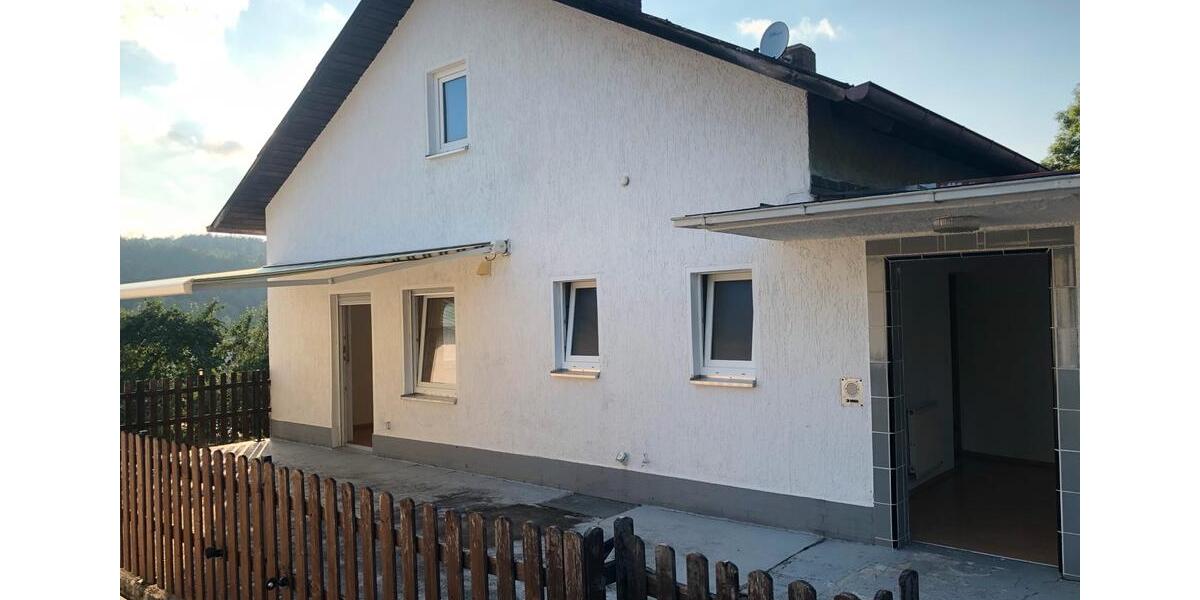 Einfamilienhaus Ensdorf - 3 Zimmer, 95 m&sup2;, 800&euro; | Angebot:25895288