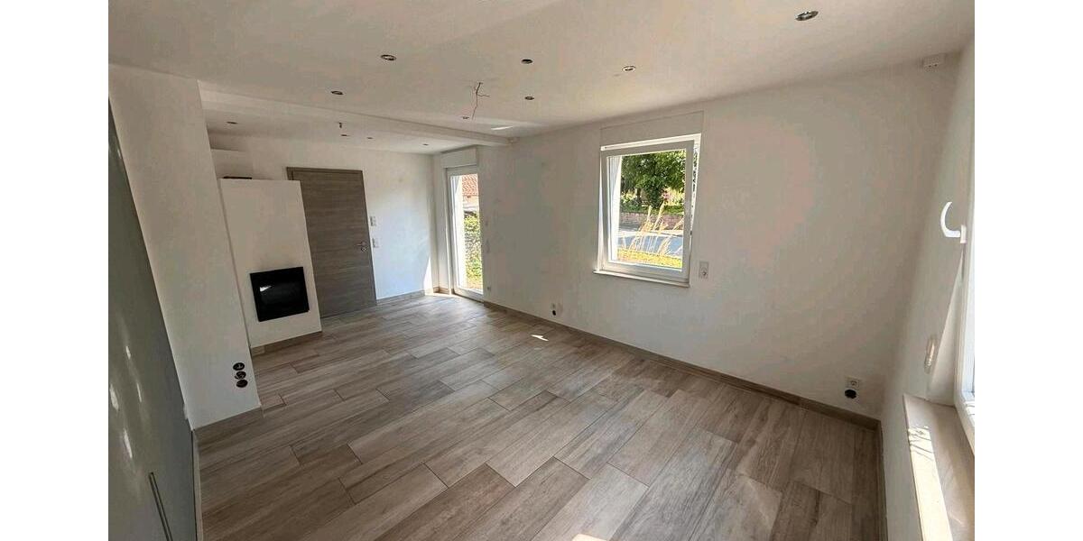 Erdgeschoßwohnung Hüllhorst - 3 Zimmer, 93 m&sup2;, 990&euro; | Angebot:26498557