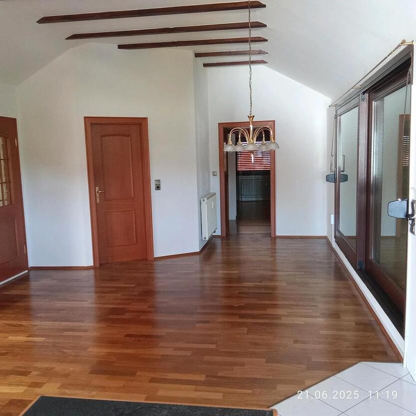Wohnung Dachgeschoss, gepflegt