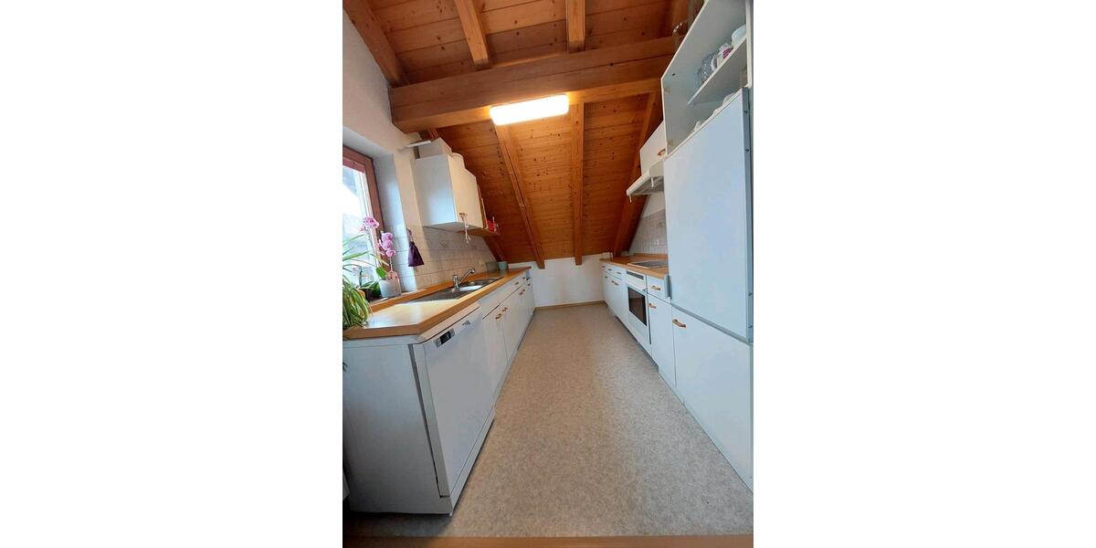 Dachgeschoßwohnung Klettgau - 3 Zimmer, 53 m&sup2;, 490&euro; | Angebot:26532896