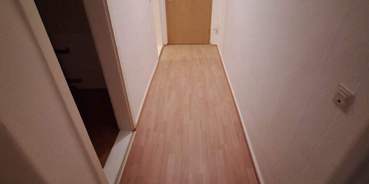 Etagenwohnung Seegebiet Mansfelder Land Röblingen am See - 2 Zimmer, 50 m&sup2;, 325&euro; | Angebot:25781130