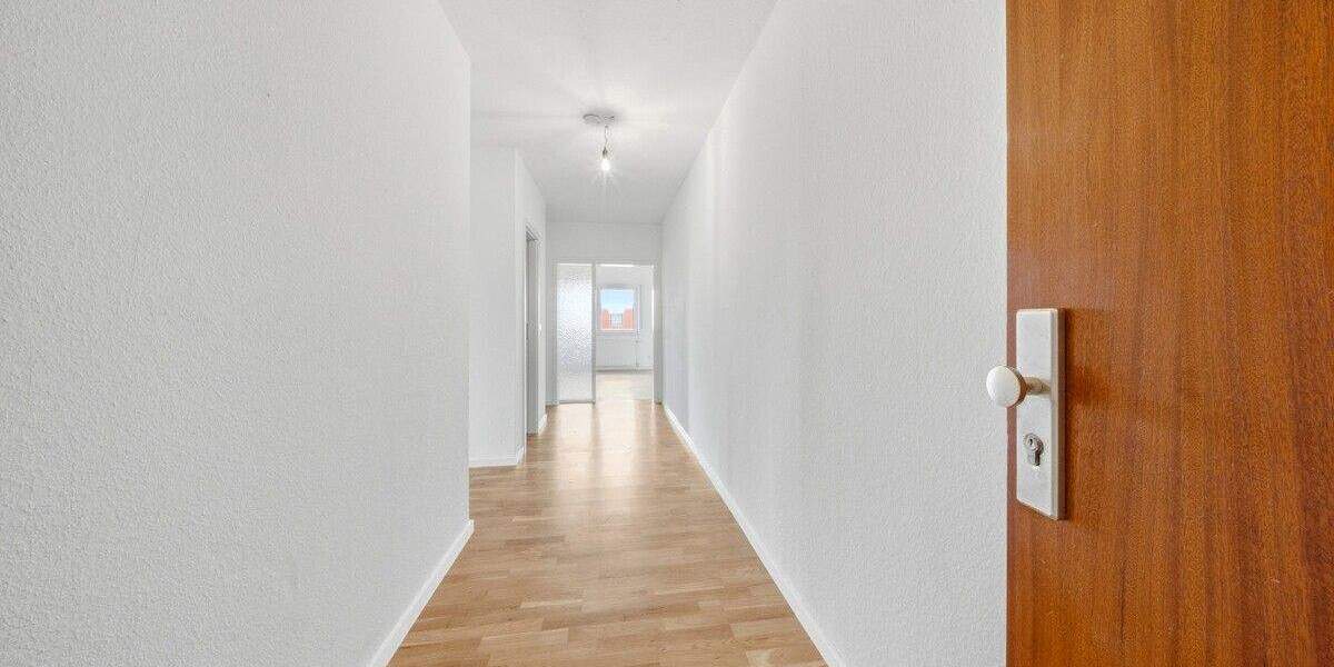 Etagenwohnung Karlsruhe Innenstadt-West - 3 Zimmer, 97 m&sup2;, 1.260&euro; | Angebot:25802570