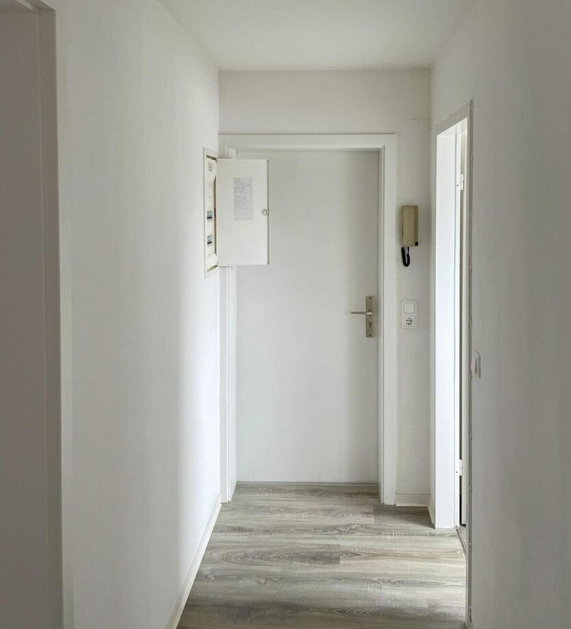 Gemütliche 2-Zimmer-Dachgeschosswohnung mit Einbauküche in Chemnitz-Hilbersdorf! 1 zimmer