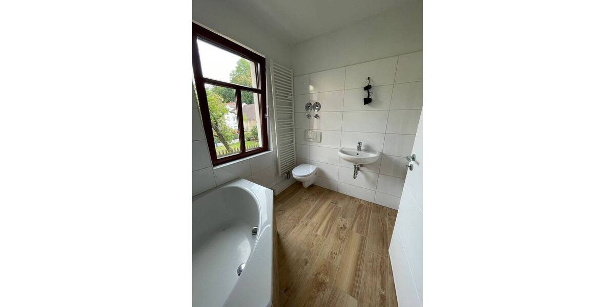 Etagenwohnung Nossen - 5 Zimmer, 93 m&sup2;, 595&euro; | Angebot:26489400