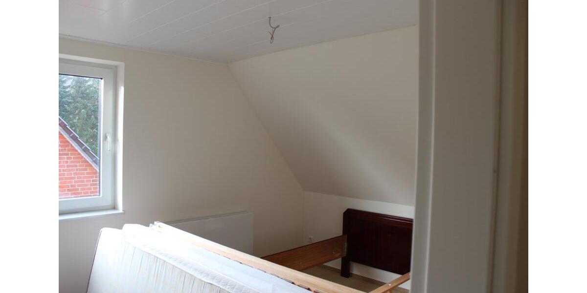 Einfamilienhaus Küsten - 5 Zimmer, 130 m&sup2;, 900&euro; | Angebot:25255589