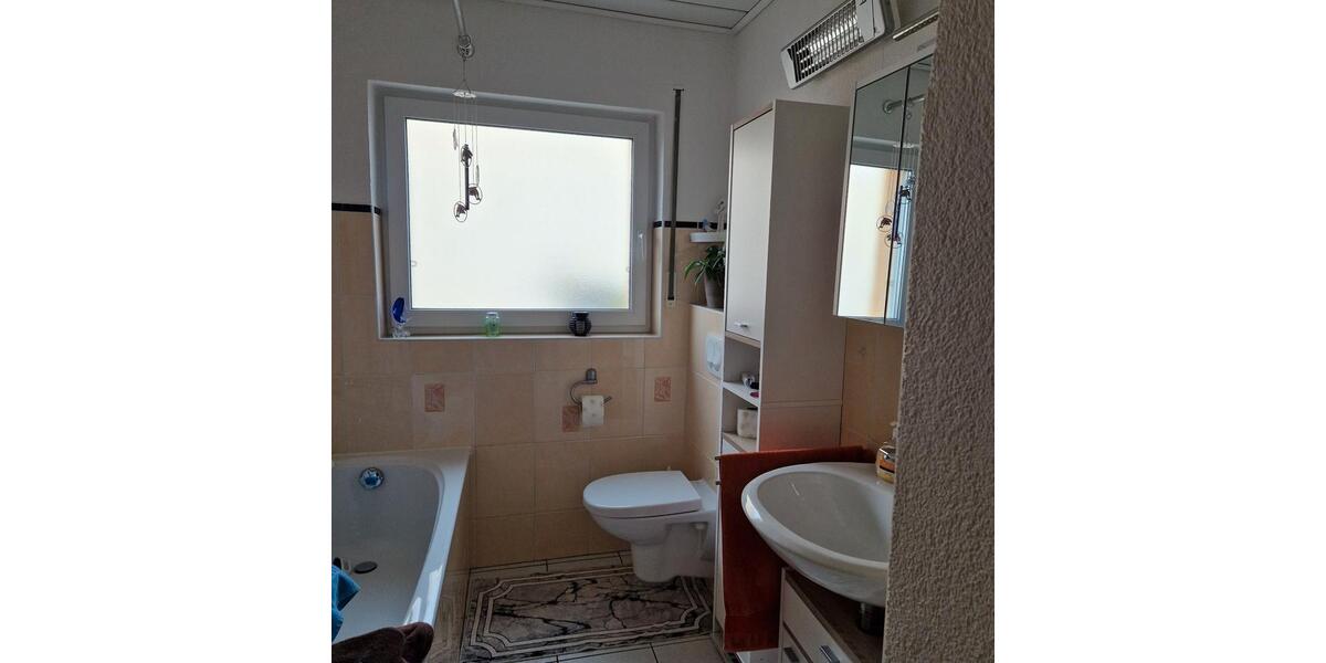 Etagenwohnung Reinheim - 3 Zimmer, 90 m&sup2;, 850&euro; | Angebot:26413391