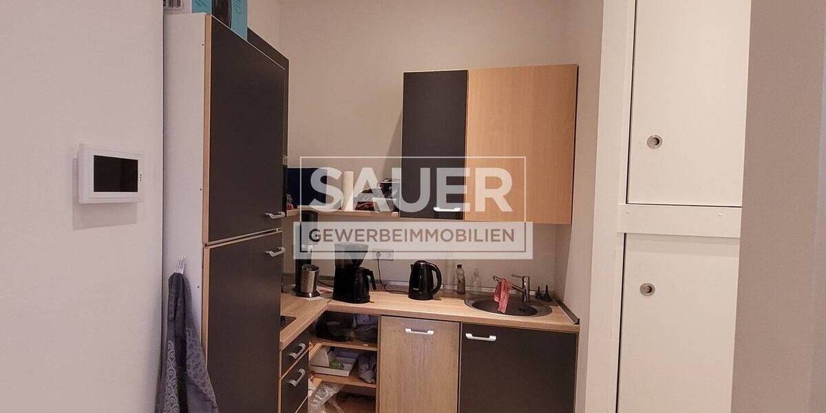 Gewerbeobjekt Berlin Reinickendorf - 3 Zimmer, 102 m&sup2;, 2.200&euro; | Angebot:26187657