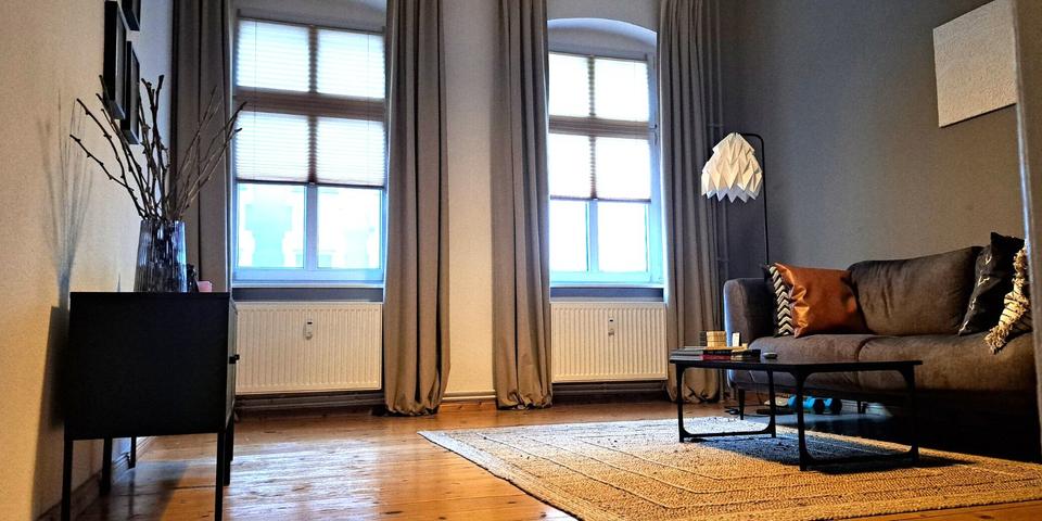 Stilvolle 2-Zimmer-Wohnung in der Altstadt – mit Möbelübernahme 2 zimmer