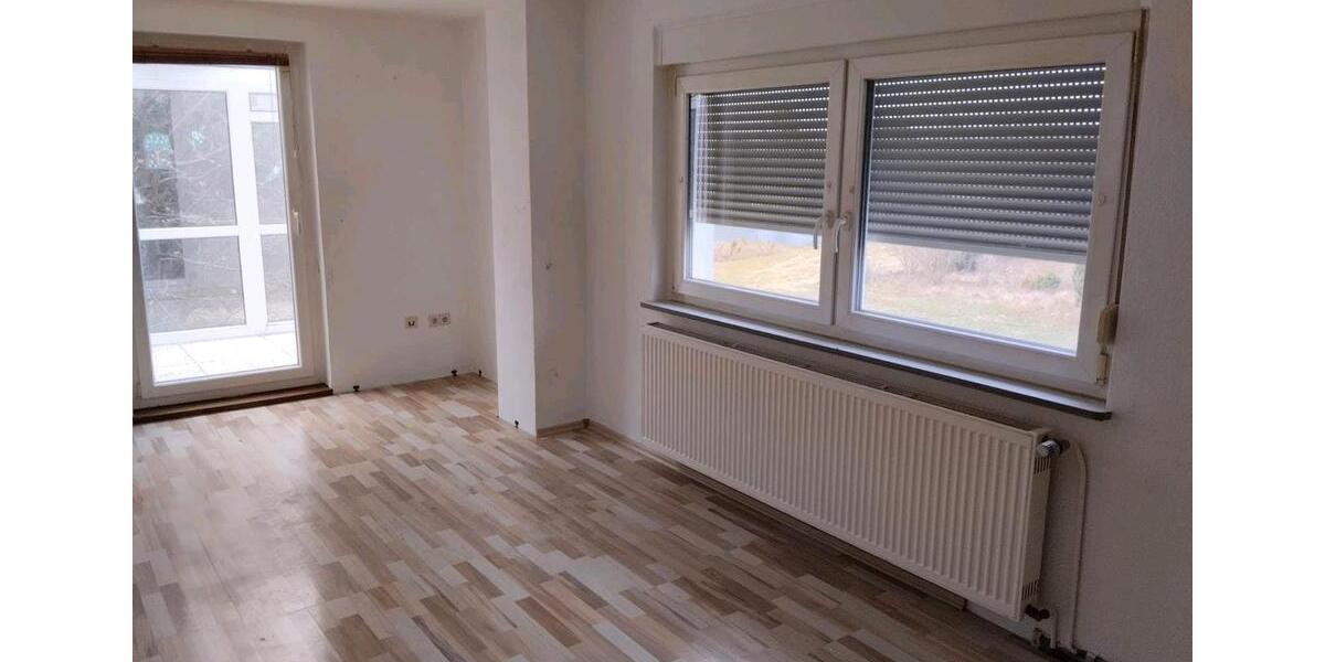 Etagenwohnung Selb - 4 Zimmer, 130 m&sup2;, 500&euro; | Angebot:24380811