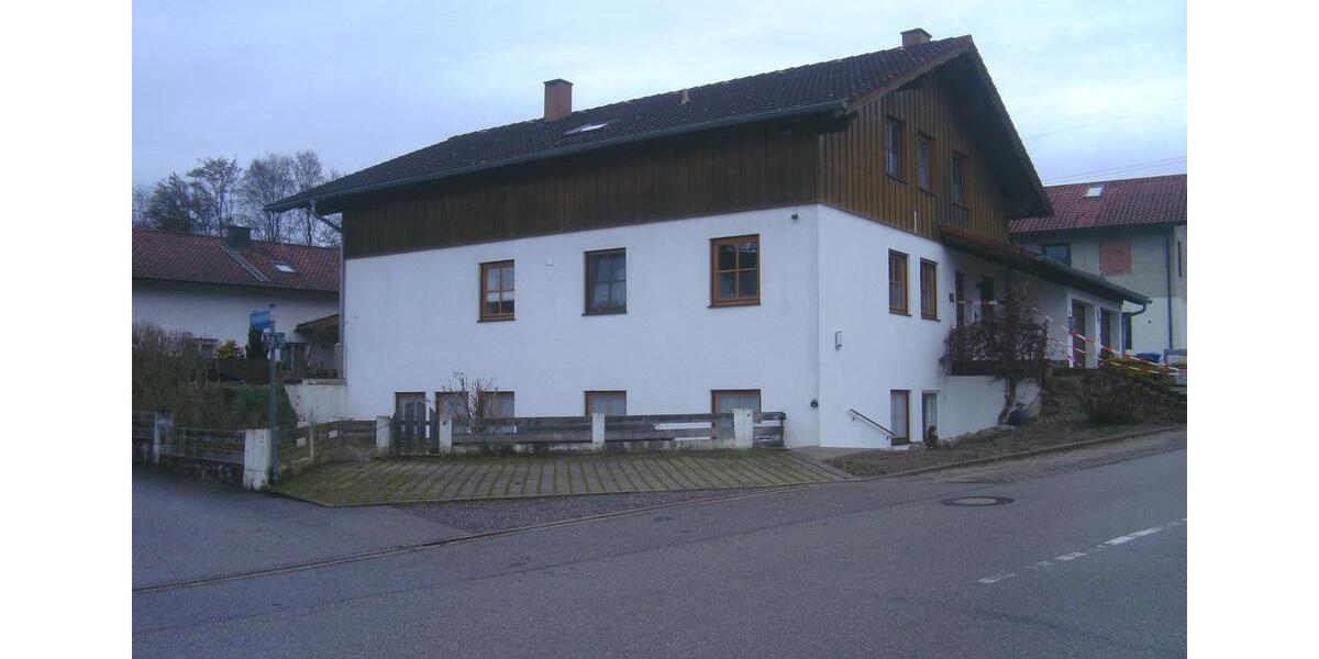 Wohnen auf Zeit Emmerting - 5 Zimmer, 100 m&sup2;, 25&euro; | Angebot:25862304