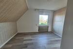 Dachgeschoßwohnung Lübbecke - 5 Zimmer, 190 m&sup2;, 950&euro; | Angebot:25265401