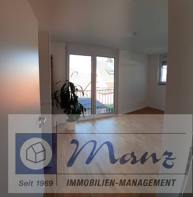 3,5 Zimmerwohnung mit Balkon und Tiefgaragenstellplatz, frei ab 01.09.2025 in ruhiger Lage in Worblingen zu vermieten