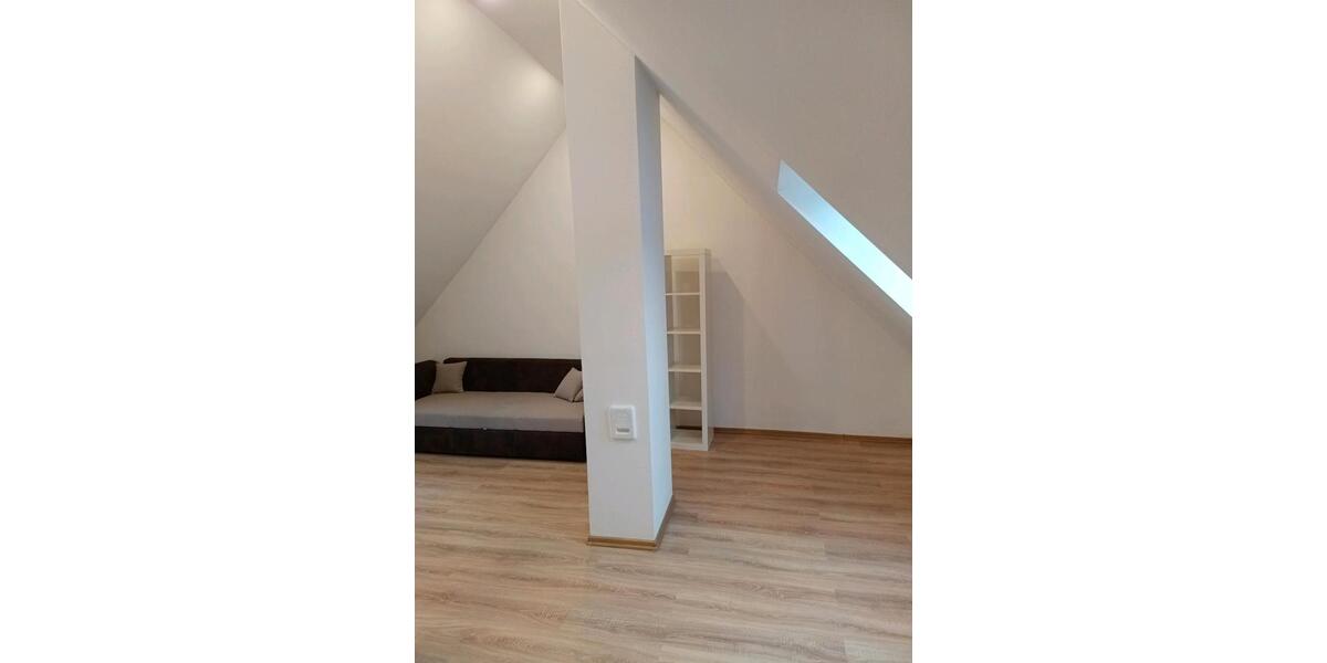 Wohnen auf Zeit Bedburg - 5 Zimmer, 15 m&sup2;, 400&euro; | Angebot:24520275