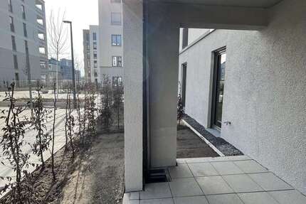 Wohnung zum Mieten in Frankfurt am Main 1.196 € 58.35 m² 2 zimmer