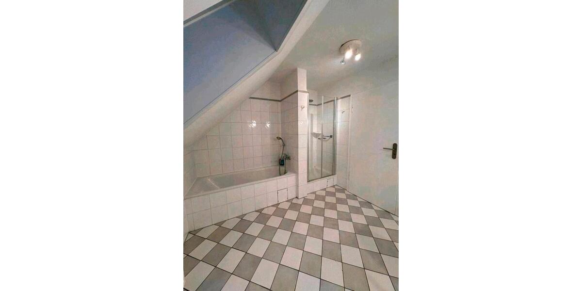 Etagenwohnung Jembke - 2 Zimmer, 105 m&sup2;, 1.050&euro; | Angebot:26038864